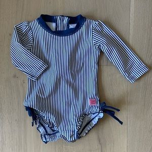 Ruffle Butts long sleeve swimsuit & hat 6-12M